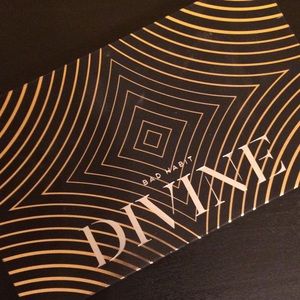 Bad Habit Divine Eyeshadow Palette
